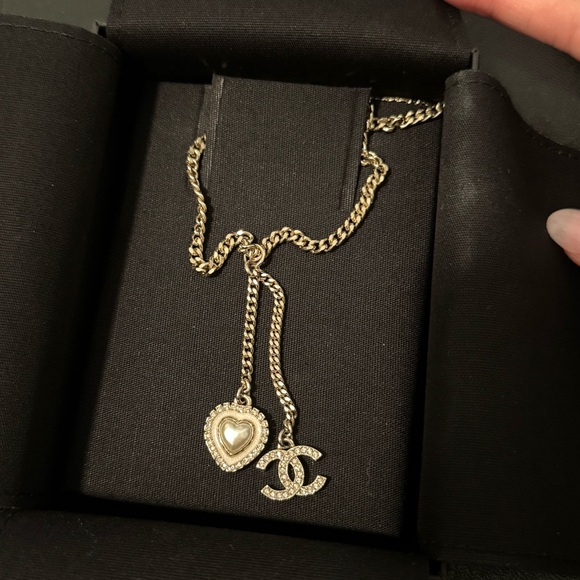 Crystal Pearl CC Heart Drop Necklace Gold White - Picture 3 of 16